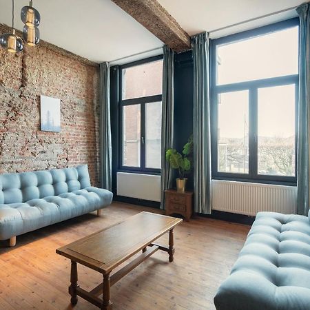 Charming Two-Bedroom River Side Apartment Антверпен Экстерьер фото
