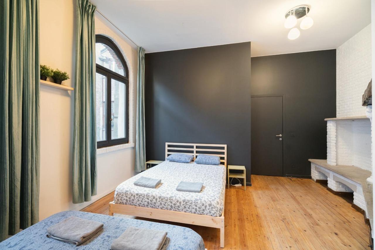 Charming Two-Bedroom River Side Apartment Антверпен Экстерьер фото